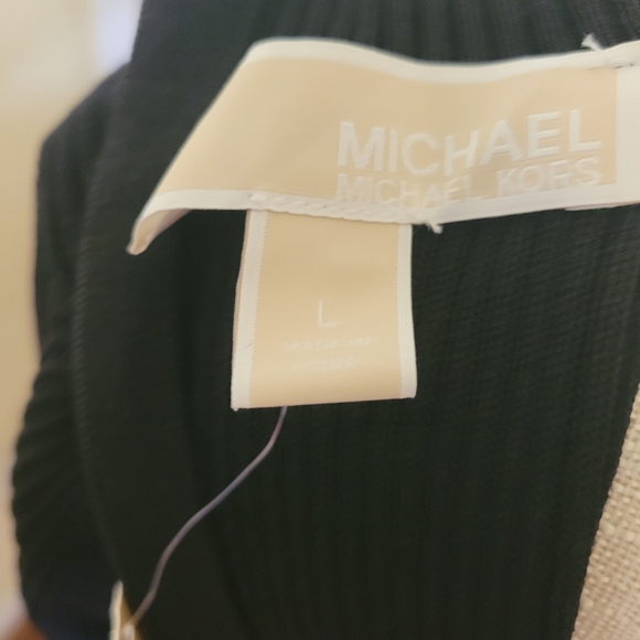 Michael Kors Elegant Black Long Sleeve Dress - Picture 6 of 7